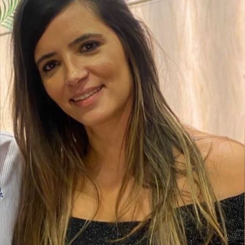 Laura I. Abreu